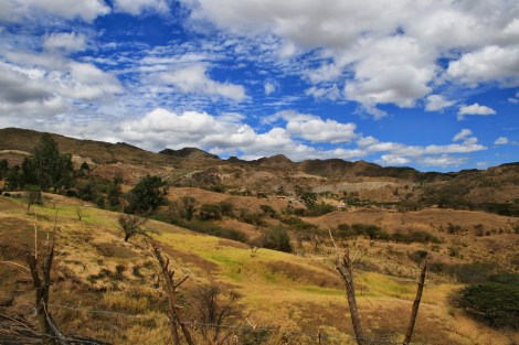 vilcabamba san jose trail view