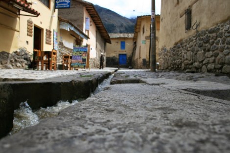Ollantaytambo street view